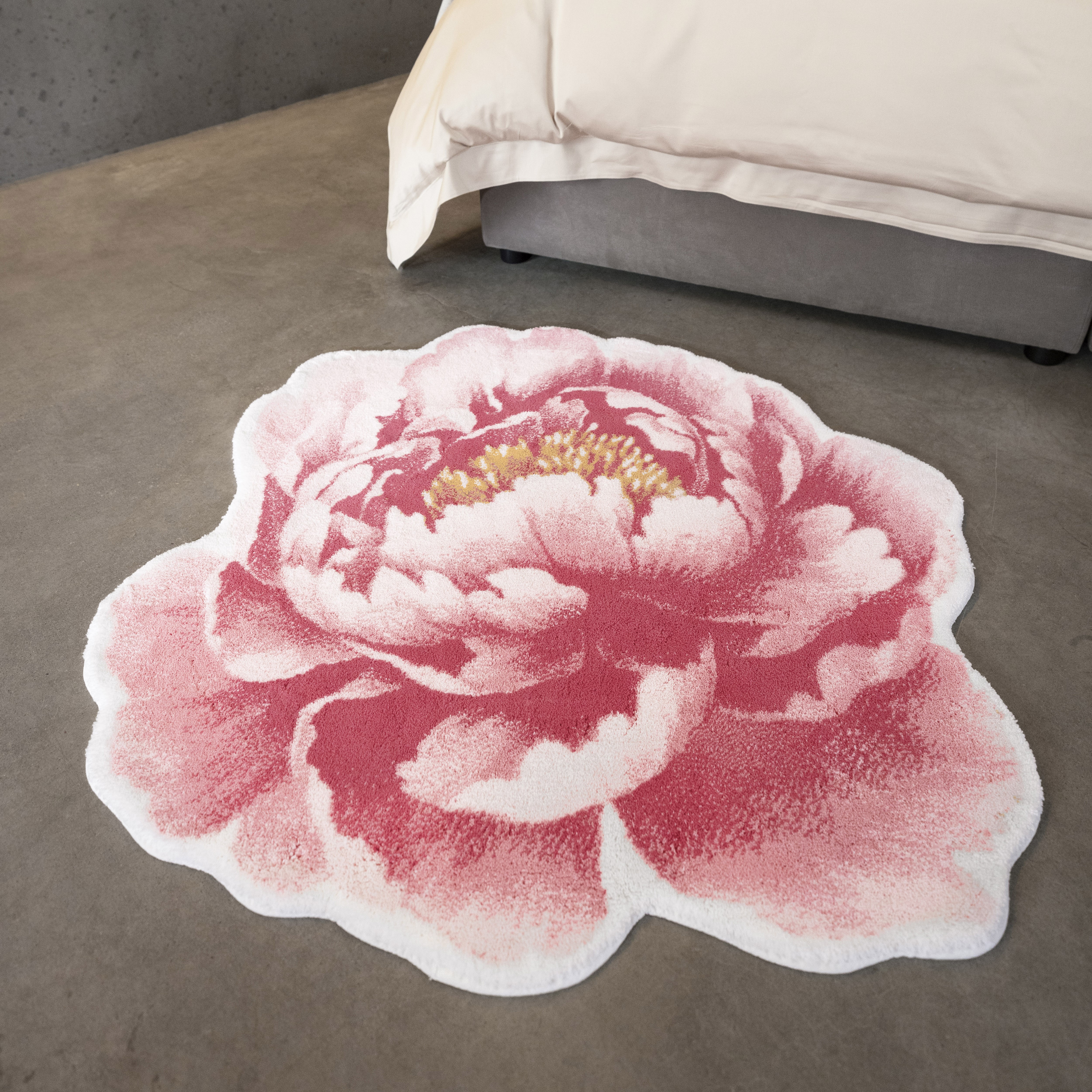 Pivoine Bath Mat 573 By Designer Abyss Habidecor In Flamingo Pink